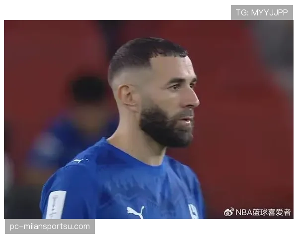 本泽马从辅助者到终结者的进攻角色进化解析